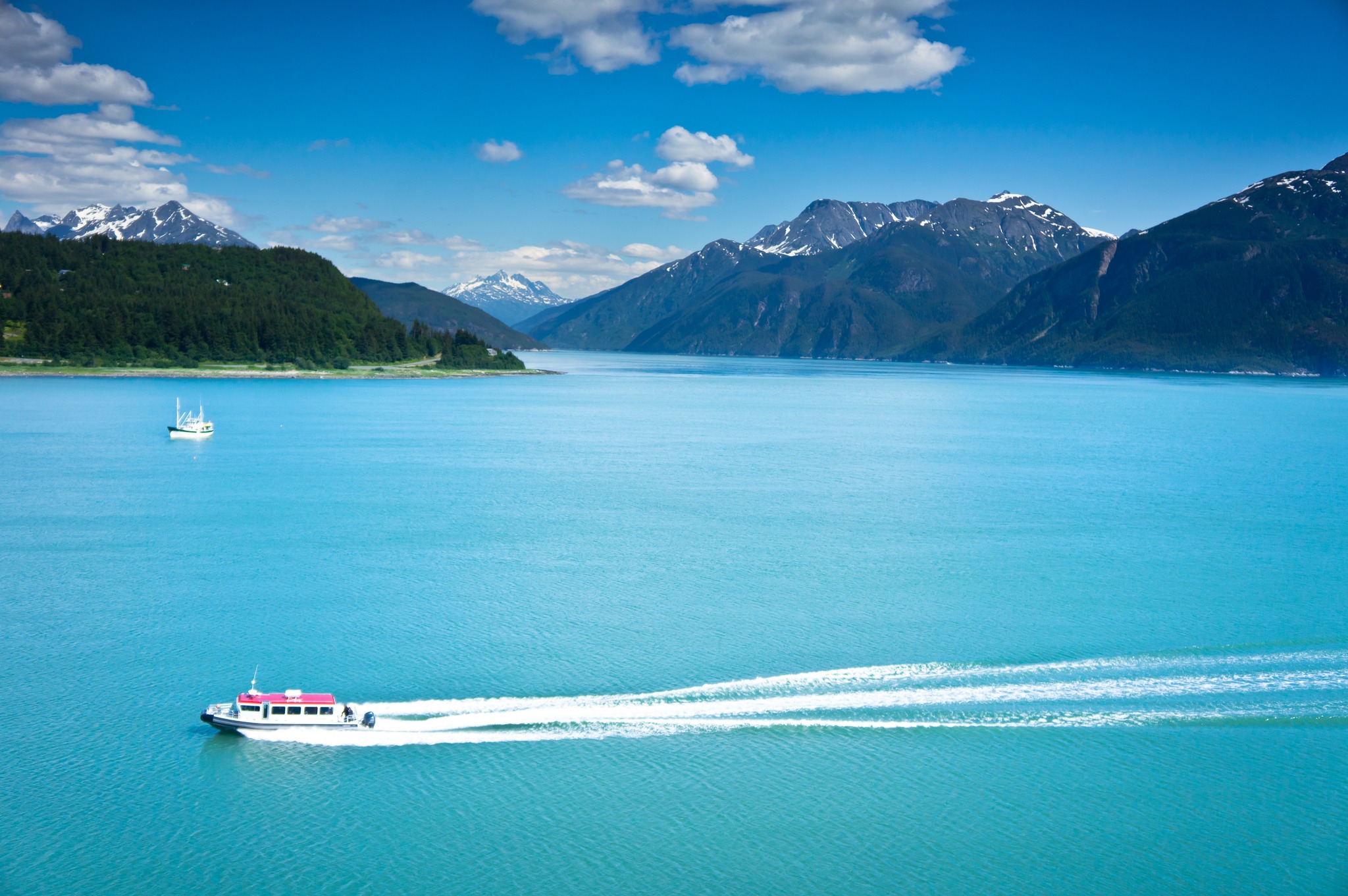 Luckeni Travel
